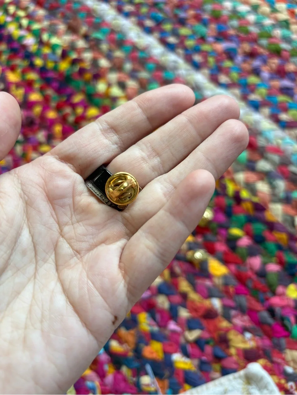VINTAGE METAL REPUBLICAN ELEPHANT PIN